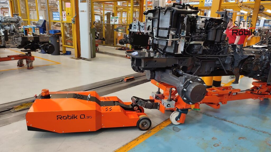 Robik electric tug material handling solution