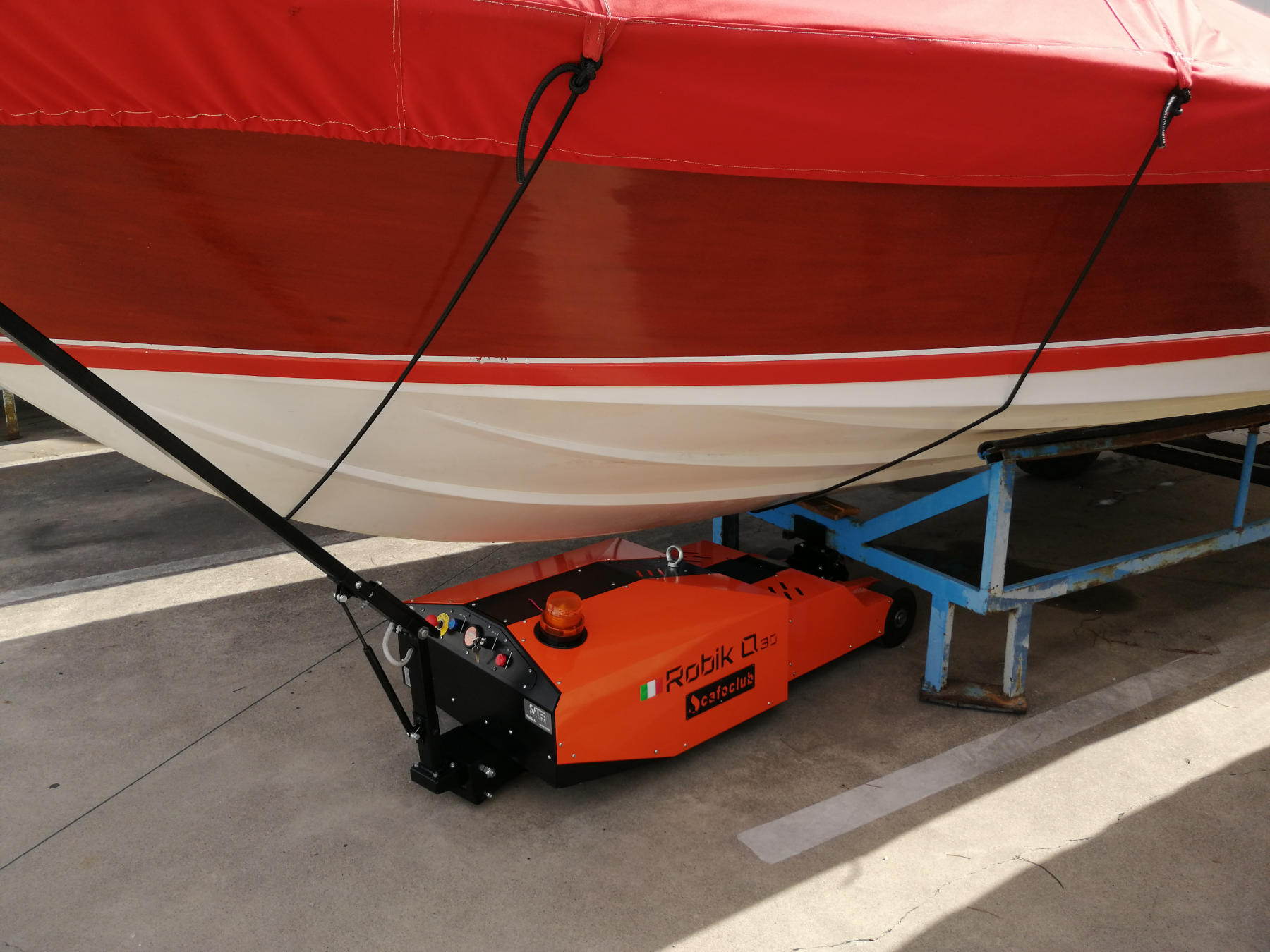 Trainatore elettrico Robik TVC spingitore barche