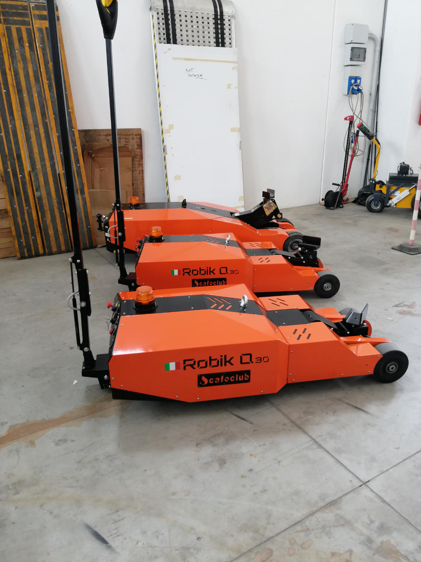 Trainatore elettrico guida timone movimentazione barche